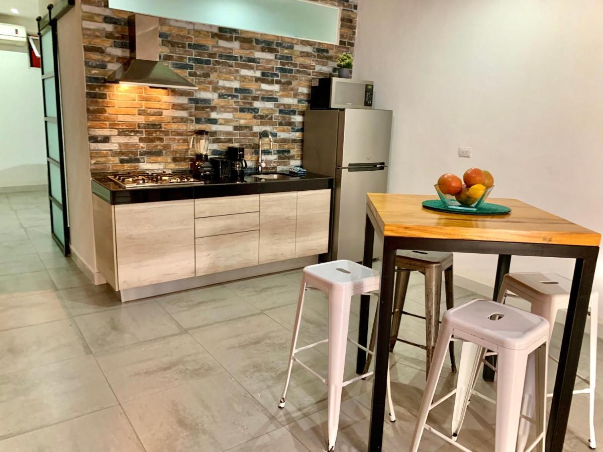 Pilitas Apartments Vallarta プエルトバラータ エクステリア 写真